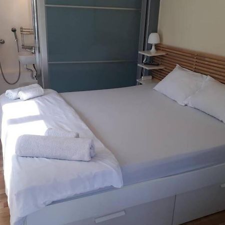 Air Conditioned Studio In Quite Garden With Barbecue Athen Exterior foto